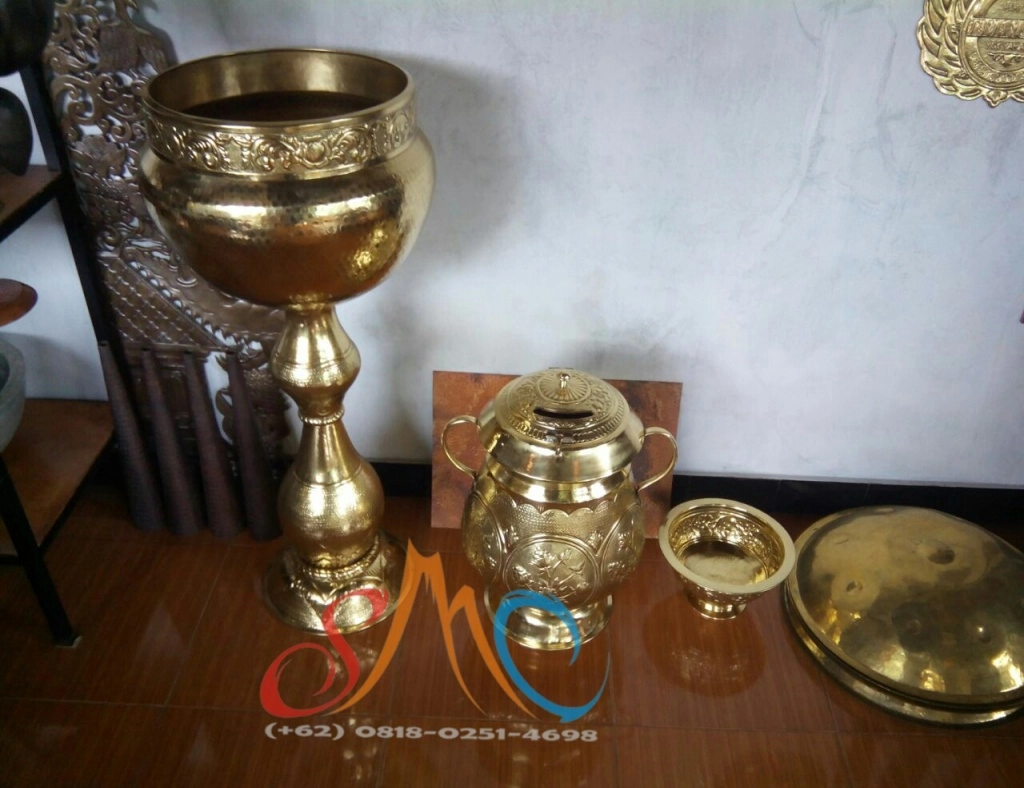 Gentong-aksesories-pernikahan-bahan-kuningan-225