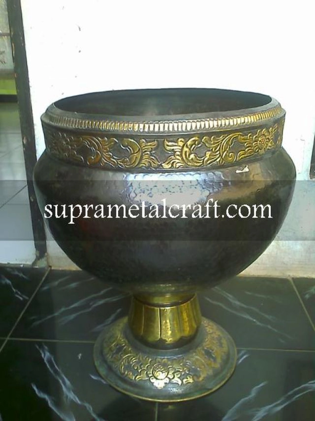 Gentong Pot Kuningan-105