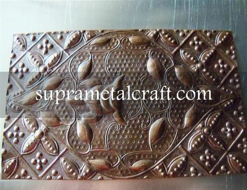 Lapisan Relief pada Daun Pintu-93